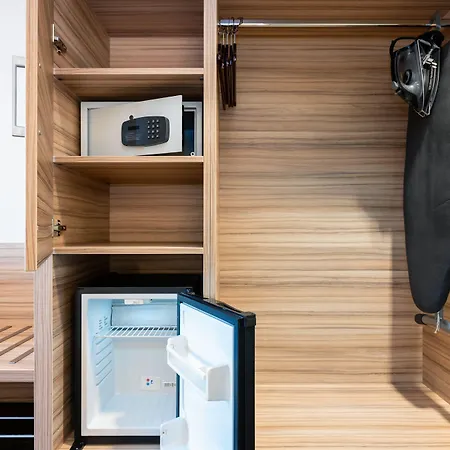 Staycity Apartmanhotel