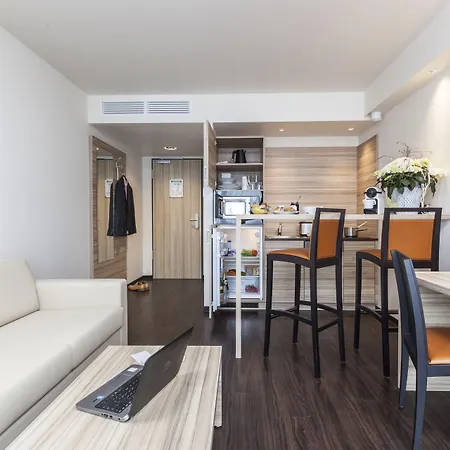 Staycity Hotel